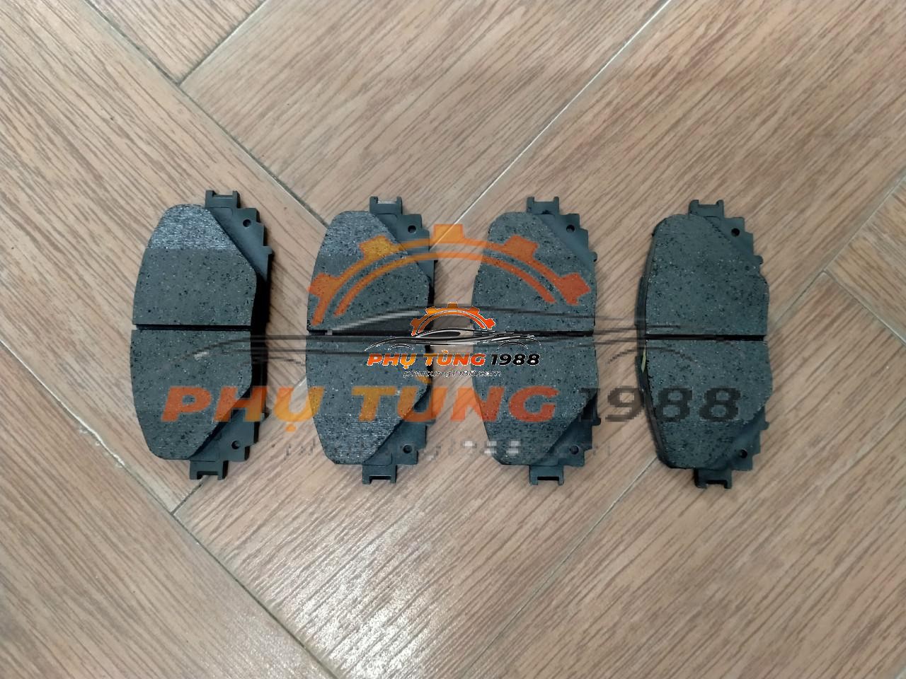 Má phanh trước Toyota Yaris 2014-2017 chính hãng mã 044650D130 Má phanh trước Toyota Yaris 2014-2017 chính hãng mã 044650D130