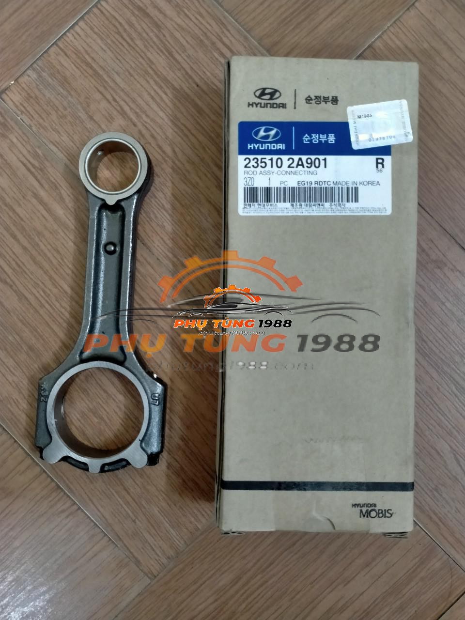 z2039630557952_71cf9a89d623cfb4e38cafed5b0886be Tay biên Kia Rondo 2013-2017 chính hãng mã 235102A901