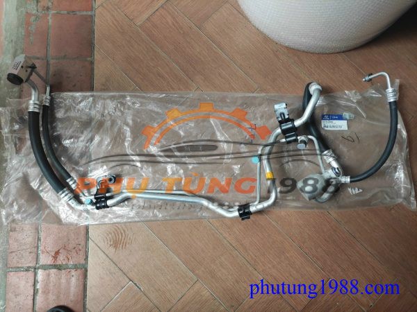 Ống ti ô điều hòa Hyundai Tucson 2009-2013 977752S500