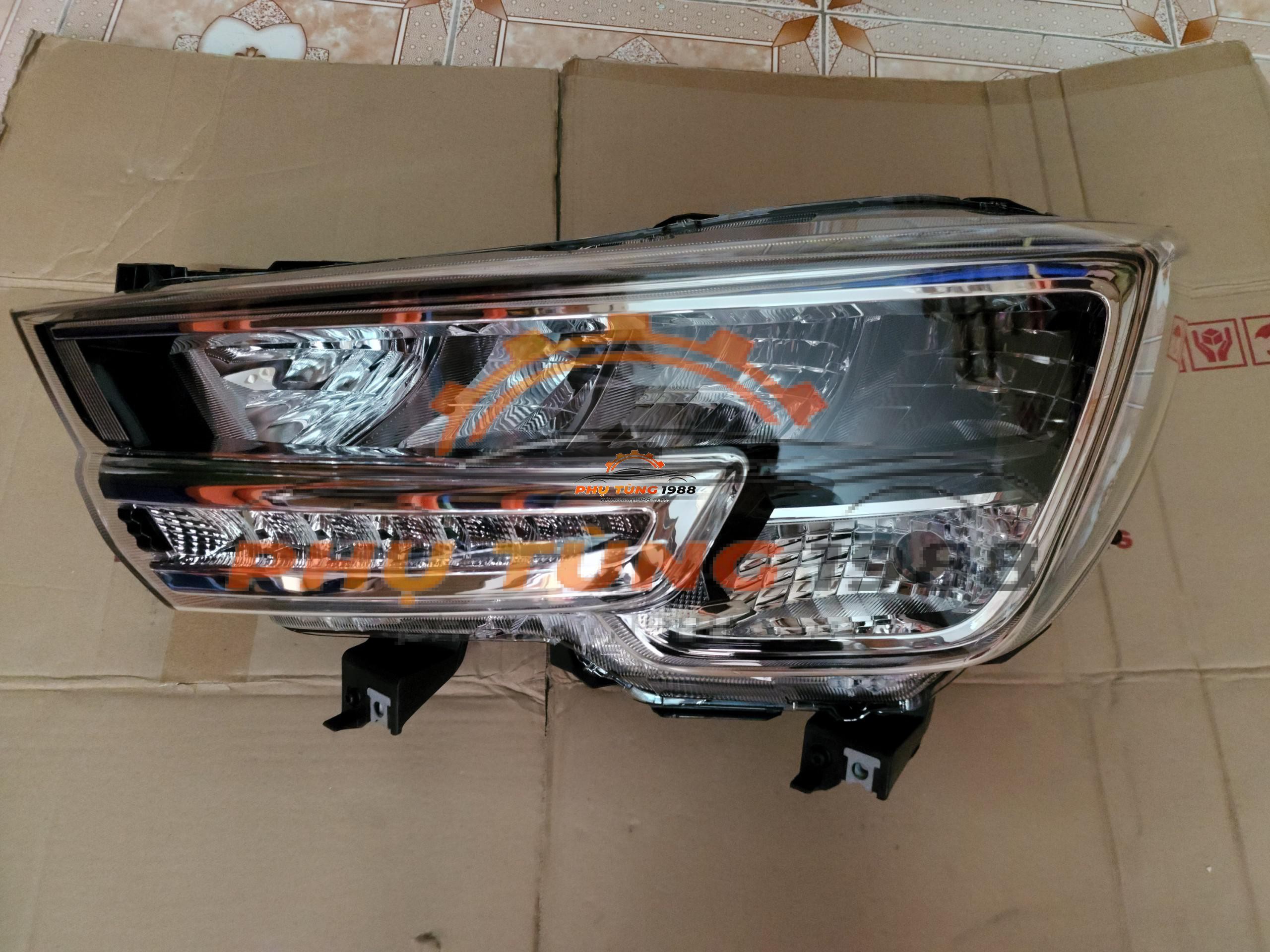 Đèn pha lái Suzuki Xl7 Đèn pha lái Suzuki Xl7