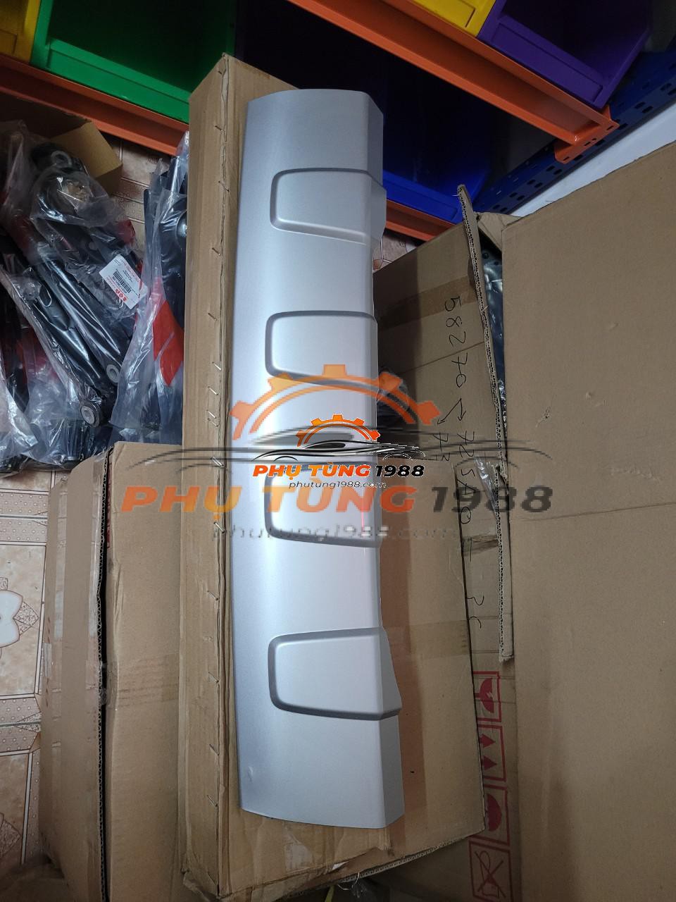 Ốp cản sau mạ Suzuki Xl7 Ốp cản sau mạ Suzuki Xl7