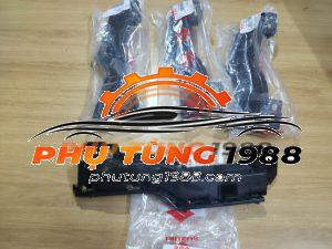 Phe cài cản trước trong phải Xl7