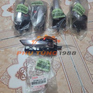 Tay mở cửa trong trái Suzuki Ertiga