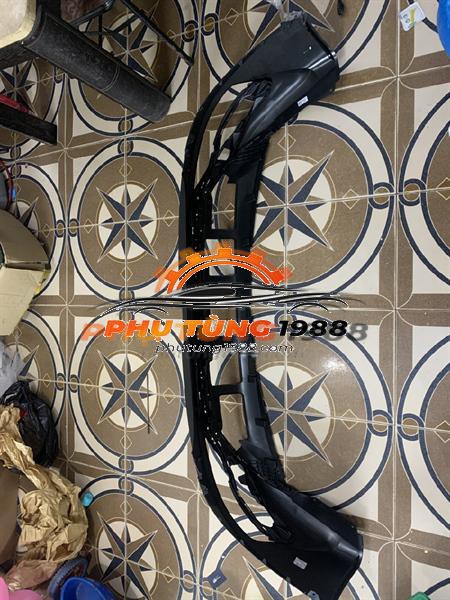 Ba đờ xốc sau miếng dưới Hyundai Tucson Ba đờ xốc sau miếng dưới Hyundai Tucson