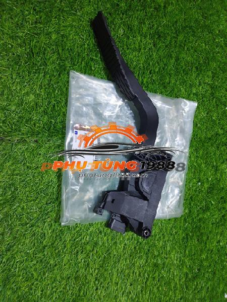 Bàn đạp chân ga Chevrolet Captiva Bàn đạp chân ga Chevrolet Captiva