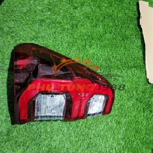 Đèn hậu phụ Toyota Hilux có led