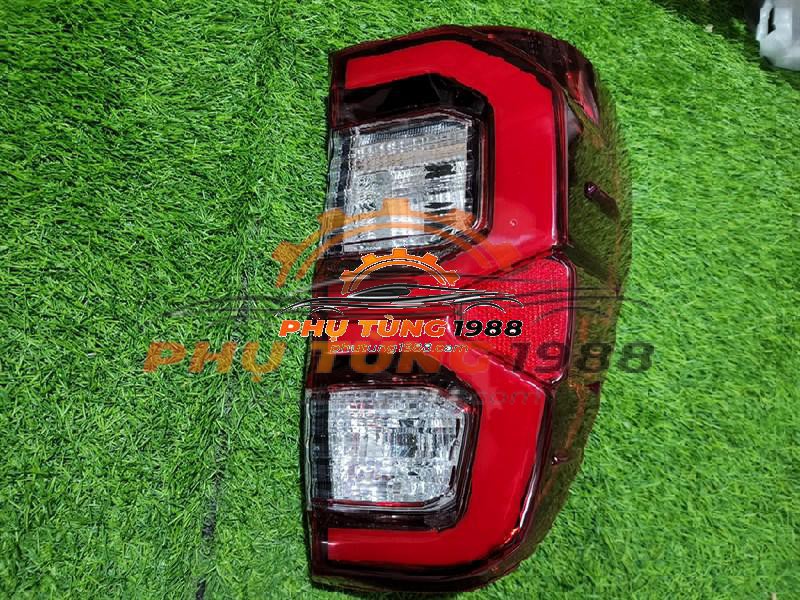 Đèn hậu phụ Toyota Hilux có led Đèn hậu phụ Toyota Hilux có led