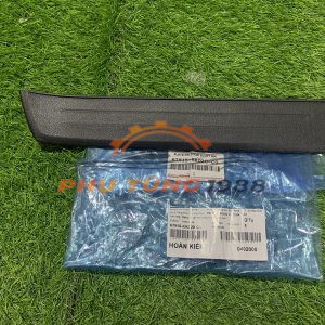 Nẹp sàn cánh cửa Toyota Fortuner