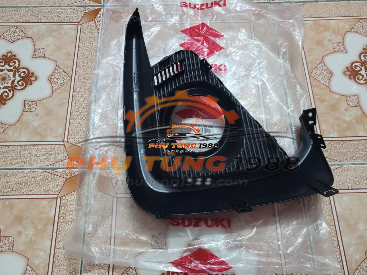 Ốp đèn gầm cản trước phụ Suzuki Ertiga Ốp đèn gầm cản trước phụ Suzuki Ertiga