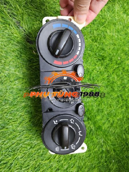 Bảng điều khiển điều hòa Mitsubishi Zinger Bảng điều khiển điều hòa Mitsubishi Zinger