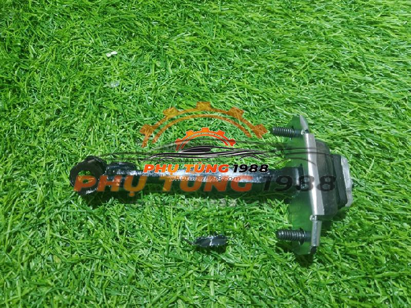 Hạn chế cánh cửa Kia Cerato Hạn chế cánh cửa Kia Cerato