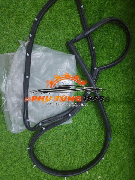 Gioăng cánh cửa sau lái Chevrolet Captiva Gioăng cánh cửa sau lái Chevrolet Captiva