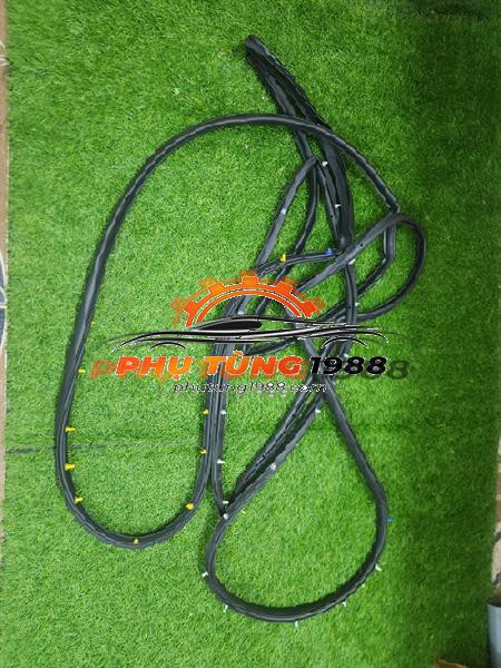 Gioăng cánh cửa sau lái Chevrolet Captiva Gioăng cánh cửa sau lái Chevrolet Captiva