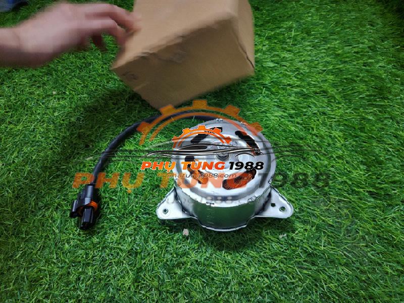 Morto quạt két nước Ford Transit Morto quạt két nước Ford Transit