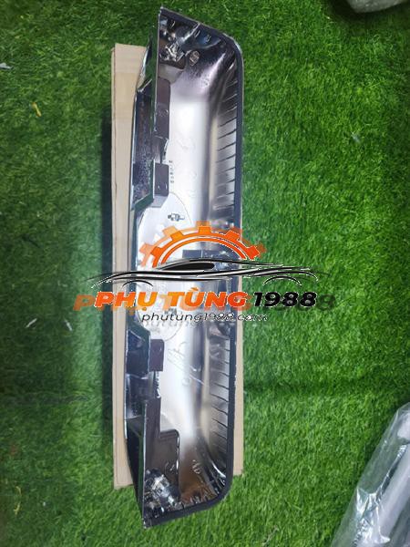 Ốp tay cửa hậu mạ Ford Everest Ốp tay cửa hậu mạ Ford Everest