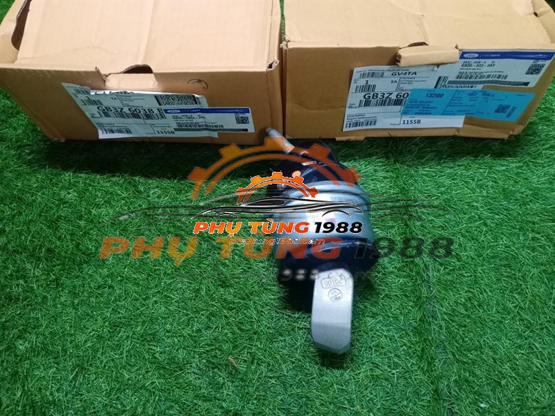 Chân máy phải Ford Ranger Chân máy phải Ford Ranger