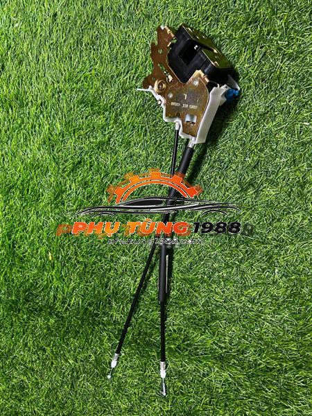 Khóa ngậm cánh cửa phải xe Trường giang Khóa ngậm cánh cửa phải xe Trường giang