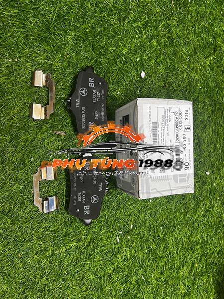 Bố thắng sau Mercedes S300 Bố thắng sau Mercedes S300