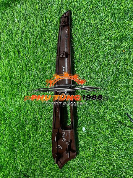 Ốp tapbi Lexus LX570 Ốp tapbi Lexus LX570