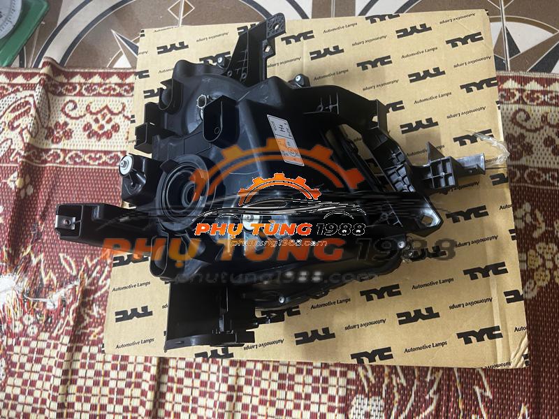 Đèn pha phải Mitsubishi Xpander Đèn pha phải Mitsubishi Xpander