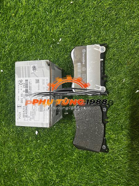 Bố thắng trước Mercedes S300 Bố thắng trước Mercedes S300