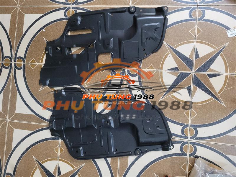 Chắn bùn gầm lái Toyota Camry 3.0