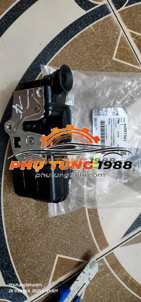 Khóa ngậm cửa sau Chevrolet Captiva Khóa ngậm cửa sau Chevrolet Captiva