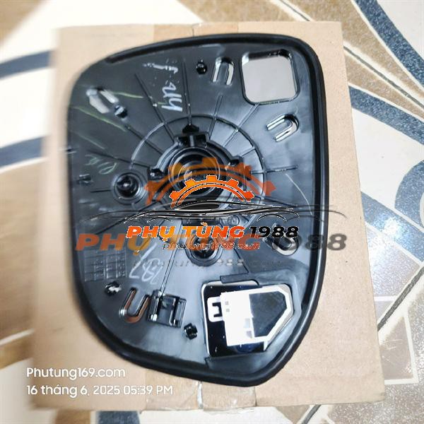 Mặt gương lái Mitsubishi Xforce