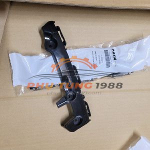 Phe cài cản trước Toyota Hilux