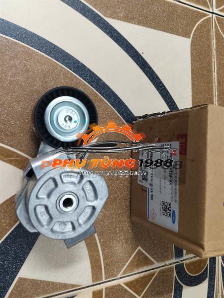 Bi tăng tổng Ford Transit cứu thương