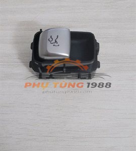 Công tắc mở cốp Mercedes C300