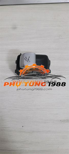 Công tắc mở cốp Mercedes C300
