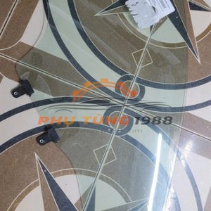 Kính lái trước phụ Huyndai Kona SP008249