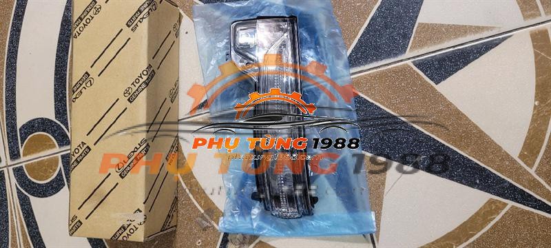 Xinhan gương Toyota Fortuner Xinhan gương Toyota Fortuner