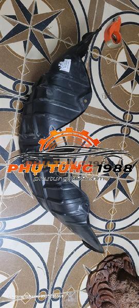 Chắn bùn lòng dè sau KIA K3 Chắn bùn lòng dè sau KIA K3